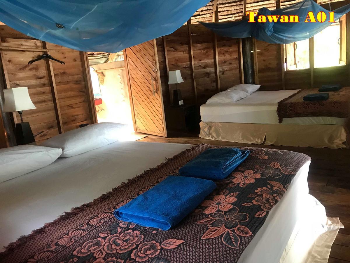 Tawan Bar And Bungalow Hotel Phrathong-sziget Kültér fotó