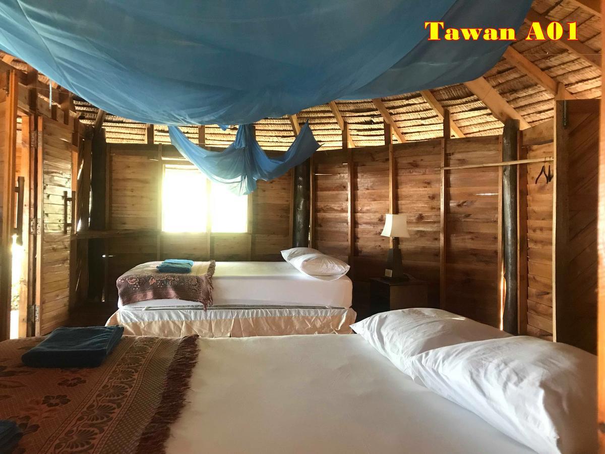 Tawan Bar And Bungalow Hotel Phrathong-sziget Kültér fotó